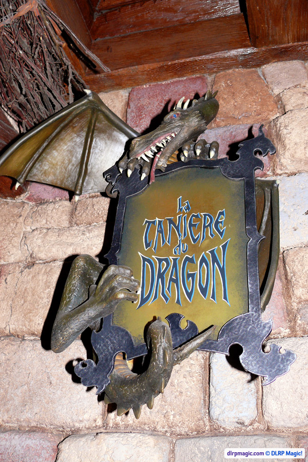 Don't Miss The Disneyland Paris Dragon Under The Castle In 2023 (La Taniere  Du Dragon)!