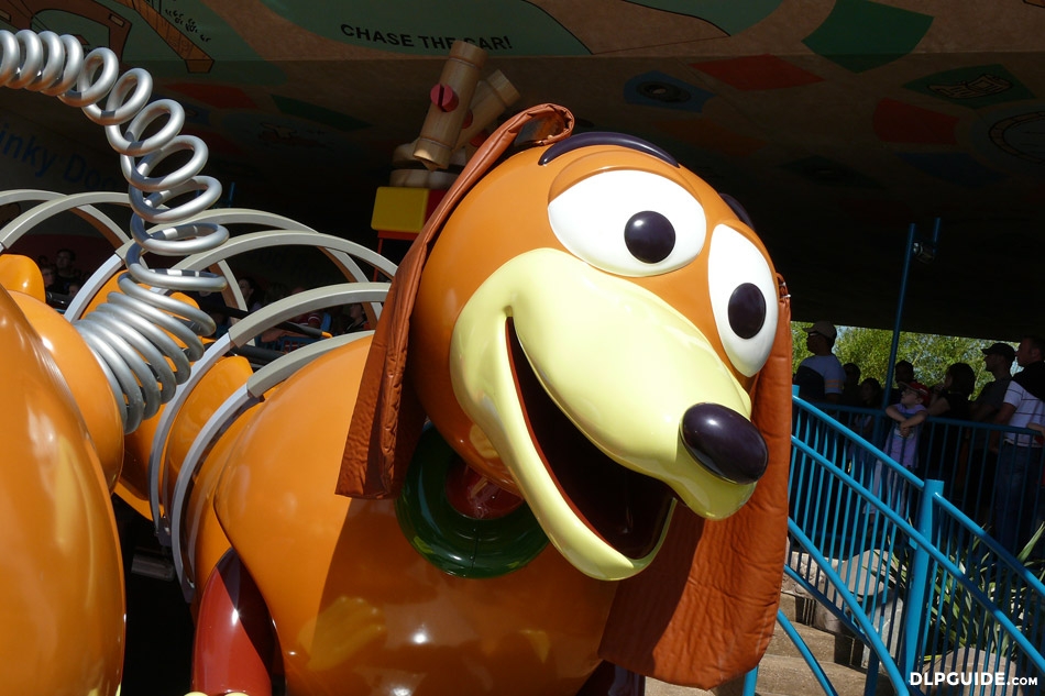 Slinky Dog Zigzag Spin in Toy Story Playland — DLP Guide • Disneyland Paris  Guidebook