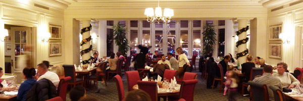 Disneyland Paris Restaurant Menus