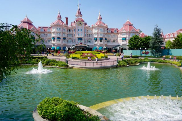 Disneyland Paris entrance