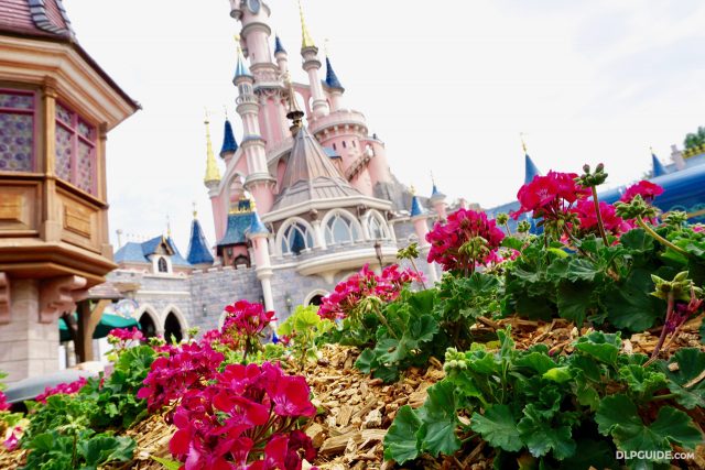 Castle Courtyard - Sleeping Beauty Castle - Disneyland Paris