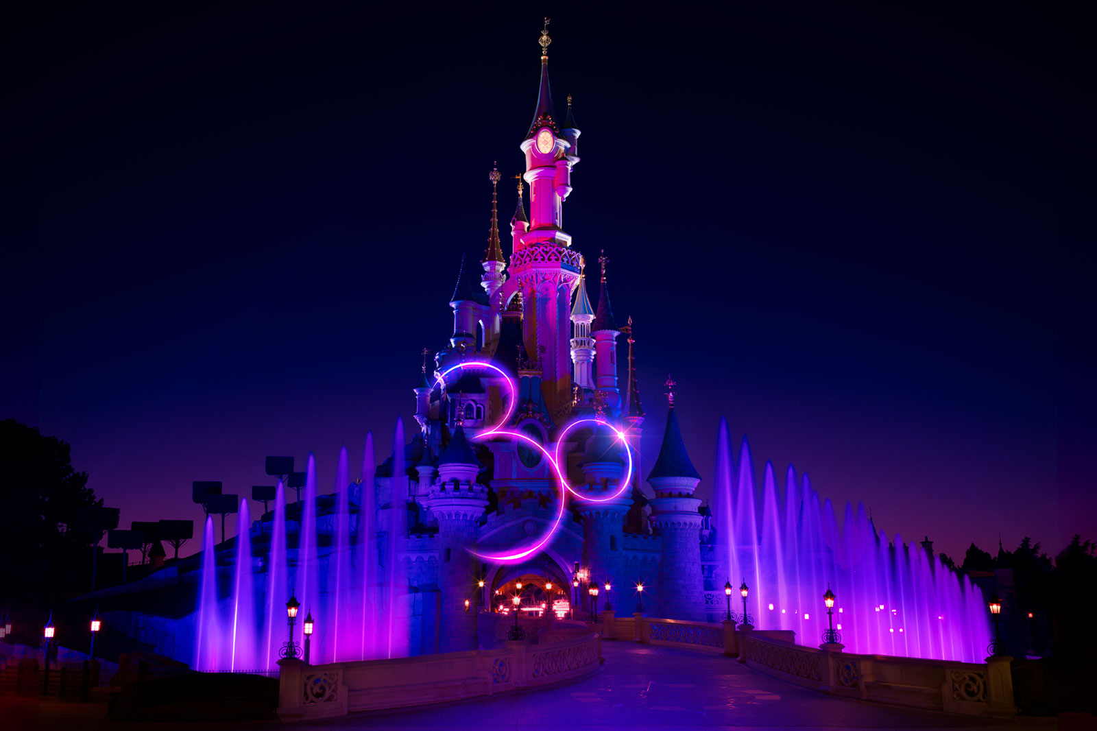 Euro Disney L'Album Officiel' Released at Disneyland Paris ~ Daps Magic